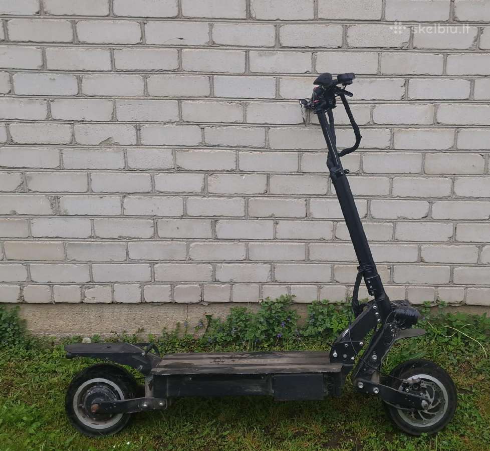 Elektrinis paspirtukas Ultron T108