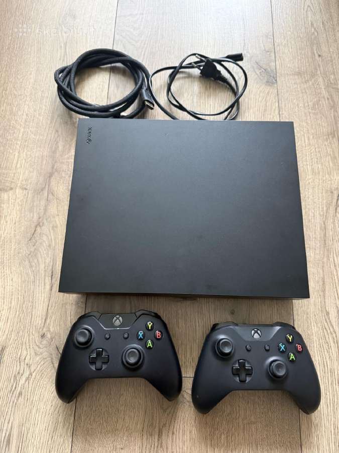 Xbox One X 1tb