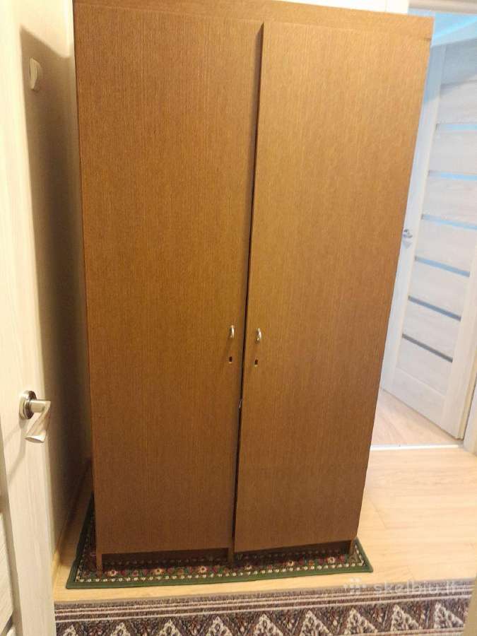 Dovanoju prieškambario spintą