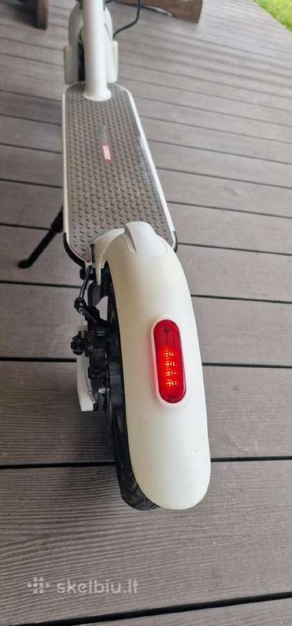 Elektrinis paspirtukas Beaster Scooter Bc Žalgiris - nuotraukos Nr. 6