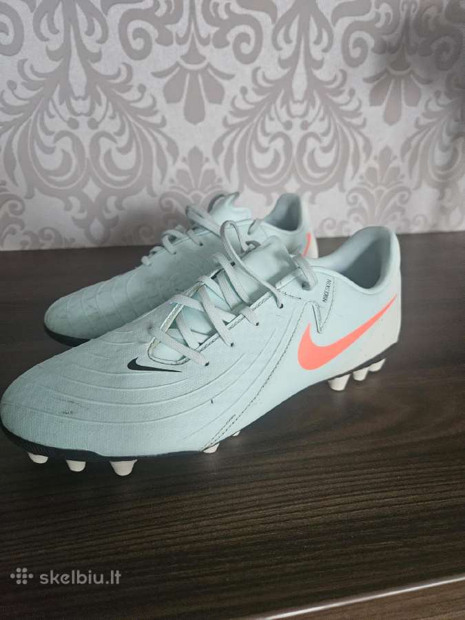 Futbolo batai