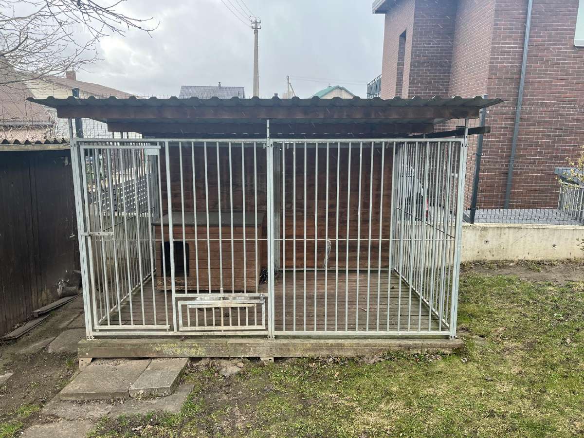 Parduodu naudotą voljerą