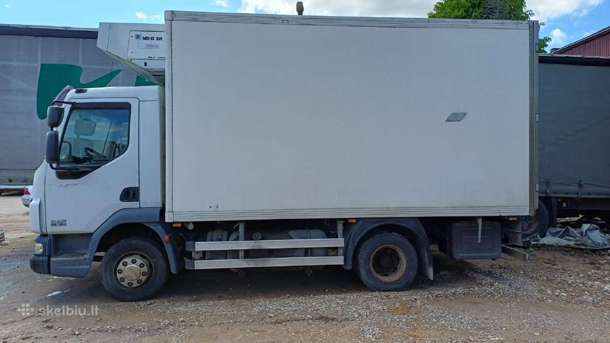 Parduodu sunkvežimį - šaldytuvą Daf 45lf