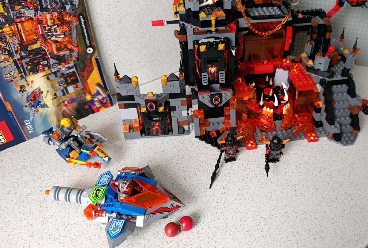 Lego Nexo Knight 70323 Jestro's Volkano Lair - nuotraukos Nr. 4