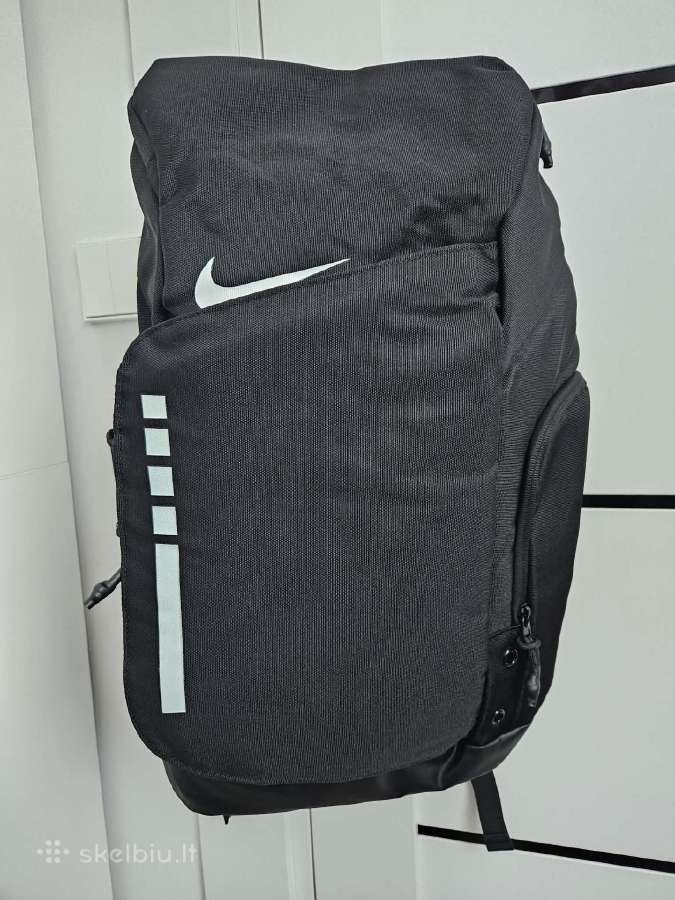 Nike kuprinė