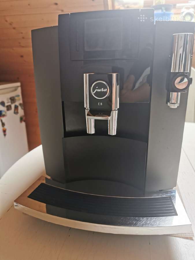 Jura E8