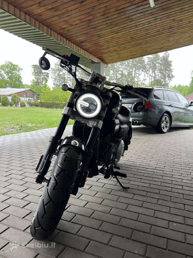 Benda motociklai - nuotraukos Nr. 2