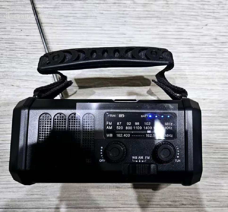 Avarinis radijo imtuvas