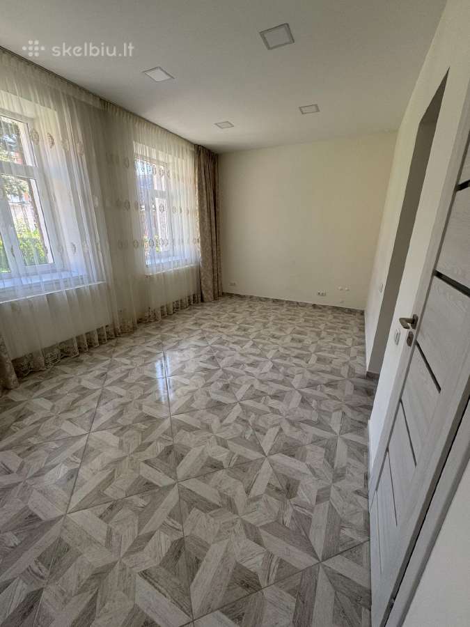 Išnuomojama patalpa pačiame centre - nuotraukos Nr. 15