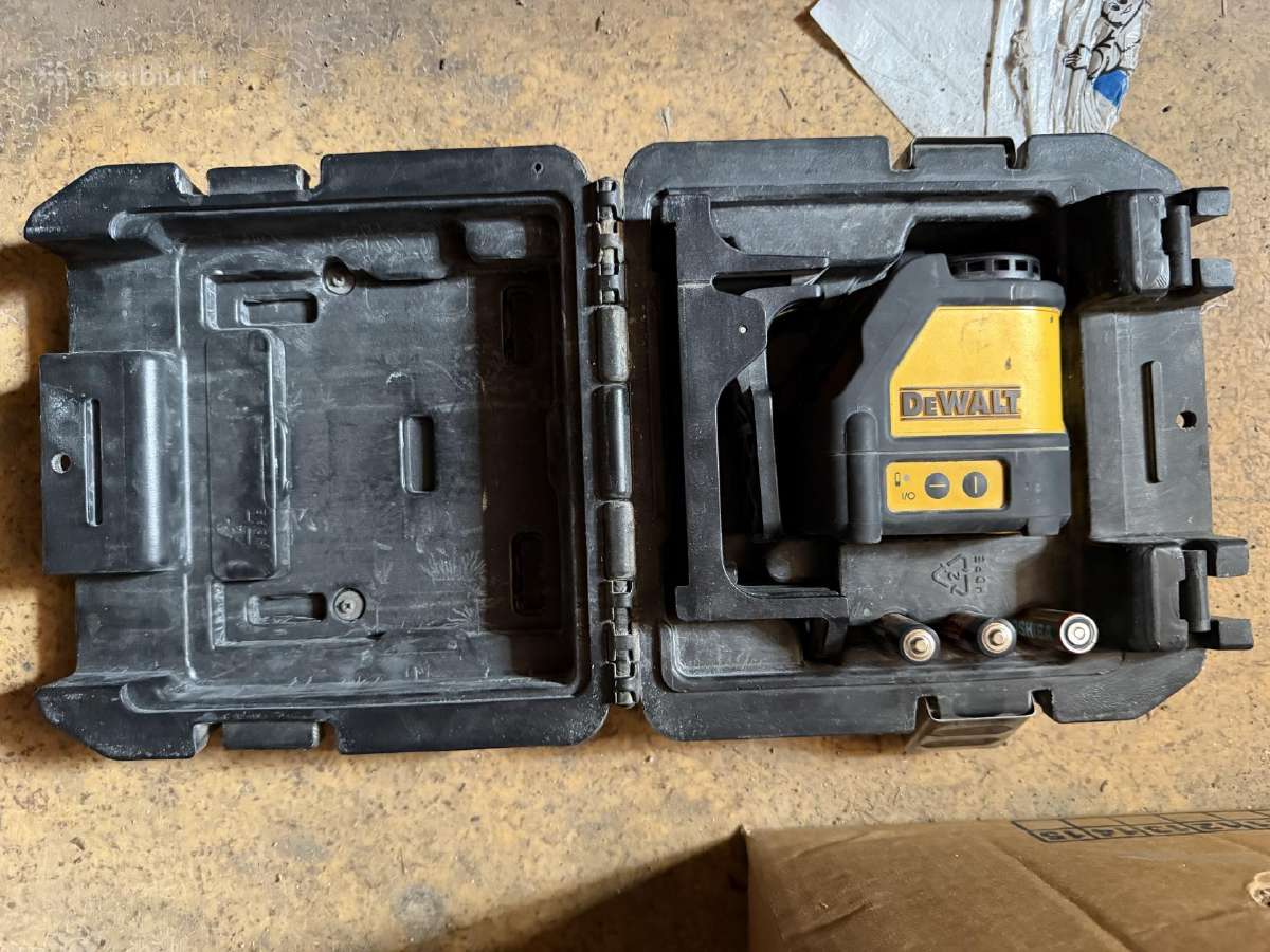 Dewalt lazerinis nivelyras (su lagaminu)