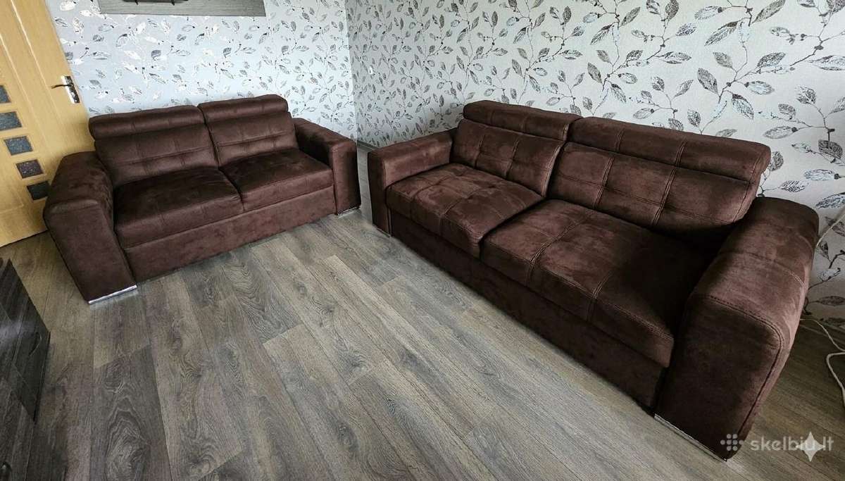 Labai geros būklės 2 sofos, iš jų 1 miegama