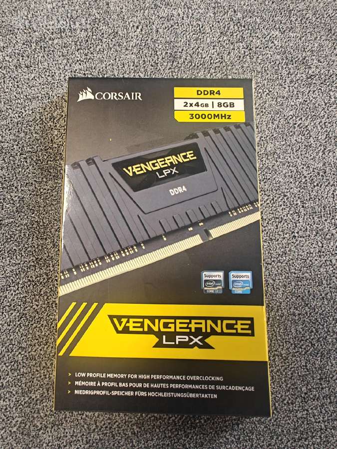 Ddr4 3000mhz 2x4gb