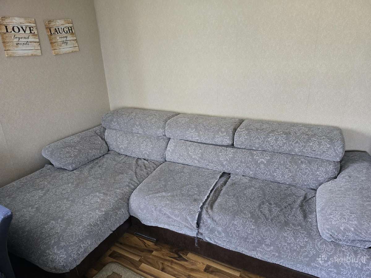 Dovanojama sofa-lova