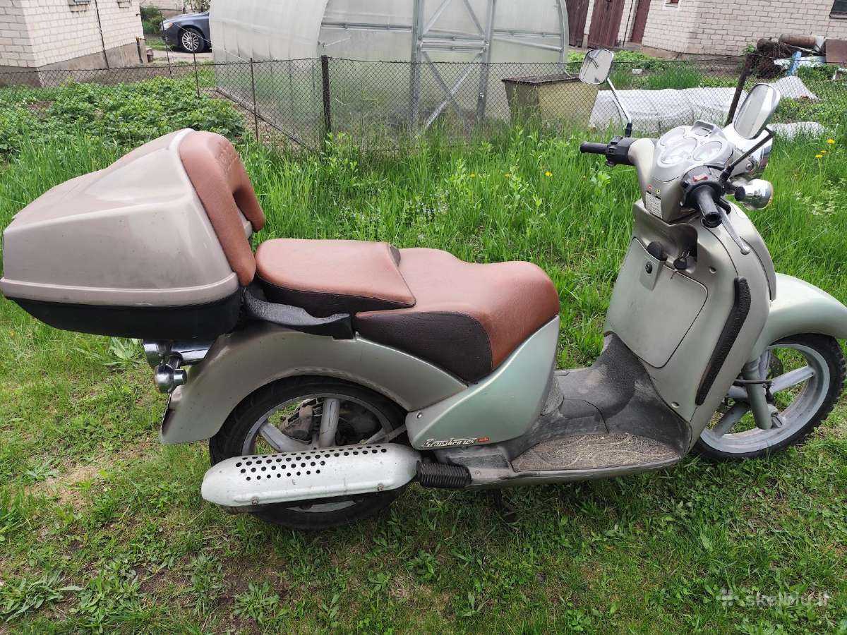 Parduodu motorolerį Aprillia Scarabeo 125