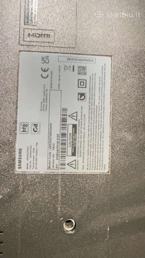 Sudužes samsung telikas. 65 coliai