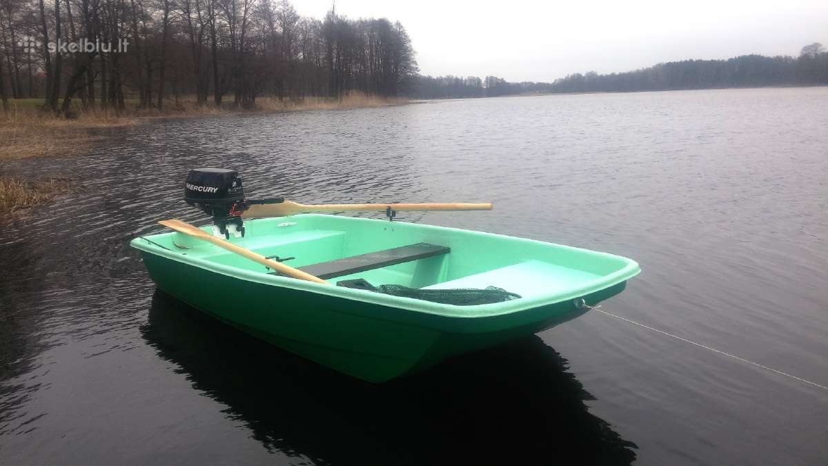 Nika 300 Trimaranas