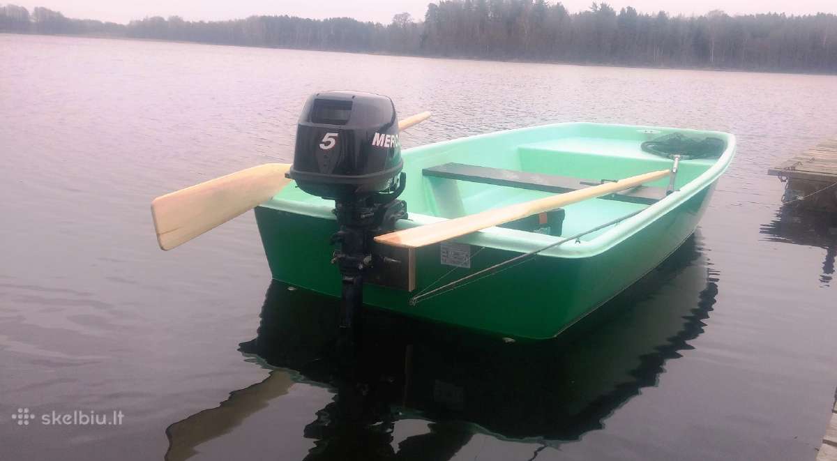 Nika 300 Trimaranas