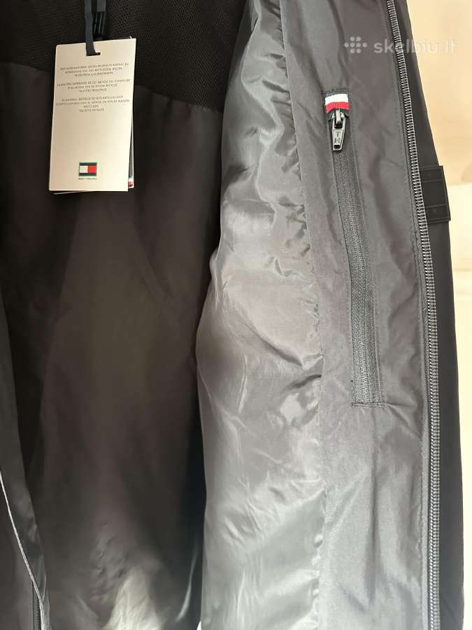 Tommy Hilfiger striukė nuo lietaus ir vėjo - nuotraukos Nr. 5