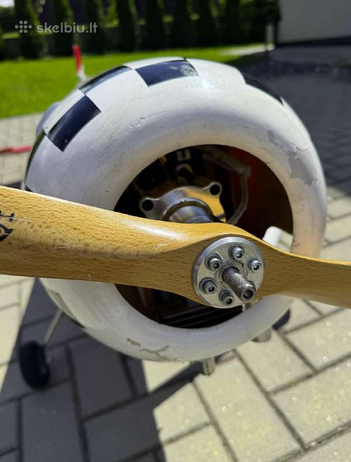 Lektuvas Yak54 su 55cc (2.20m) - nuotraukos Nr. 6