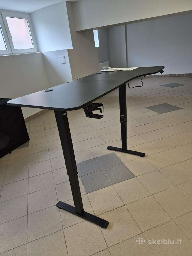 Elektrinis reguliuojamo aukščio biuro stalas - nuotraukos Nr. 5