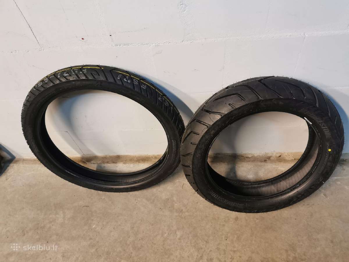 Moto Padangos Bridgestone Battlax A41