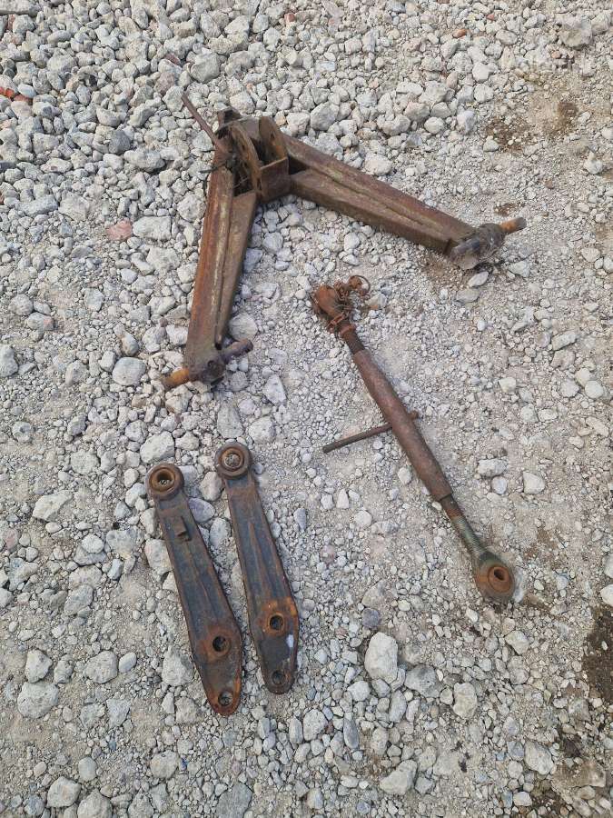 Mtz trikampis,ir kitos dalys