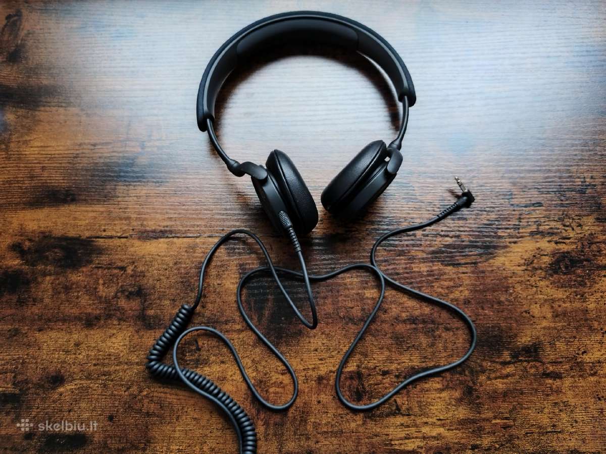 Bang & Olufsen Beoplay H2 ausinės