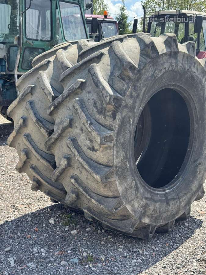 Titan 600/70r30 padangos