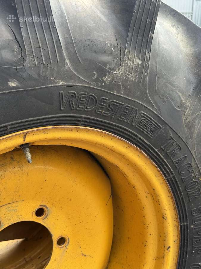 Vredestein 14.9r24 ratai - nuotraukos Nr. 4