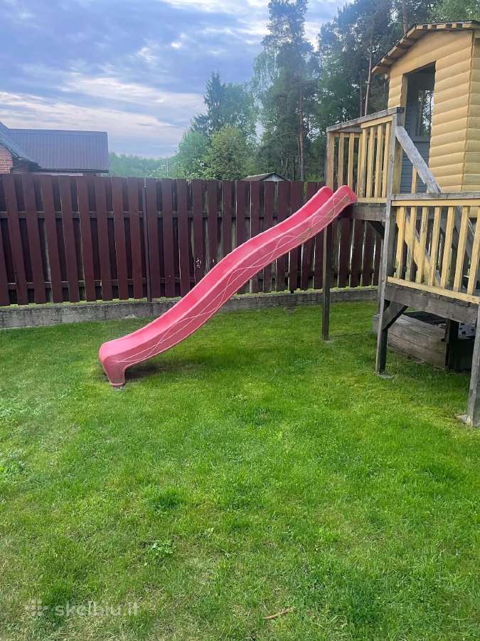 Naudota 3 m ilgio plastikinė čiuožykla