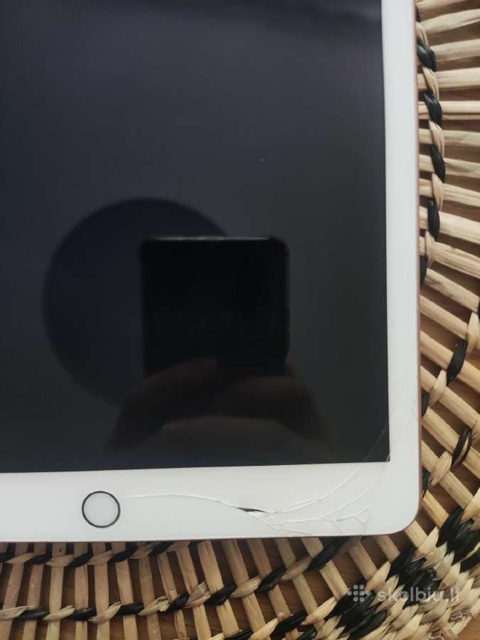 iPad 8th generation - nuotraukos Nr. 2