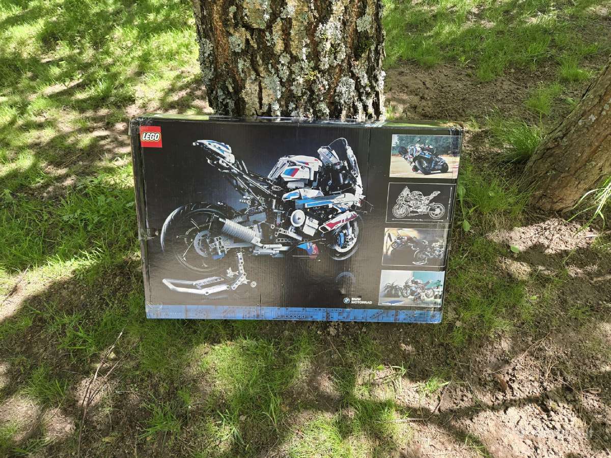 Lego Technic Bmw motociklas M 1000 Rr - nuotraukos Nr. 4
