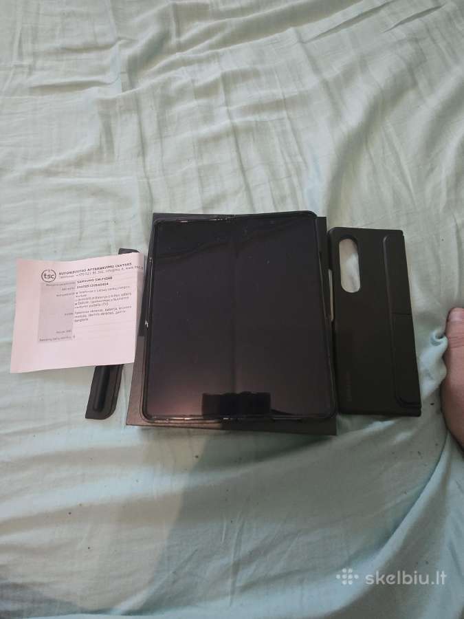 Samsung z fold 4