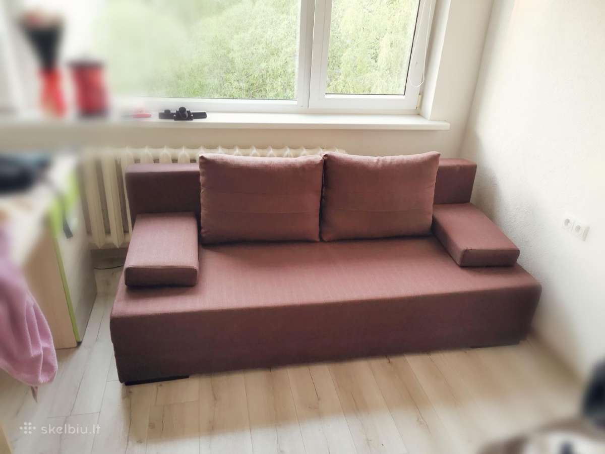 Ruda sofa-lova