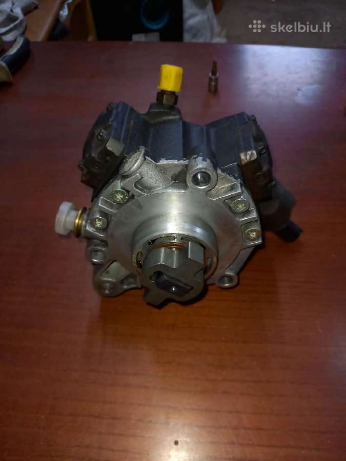 Volvo V50 dalys 2,0d 100kw