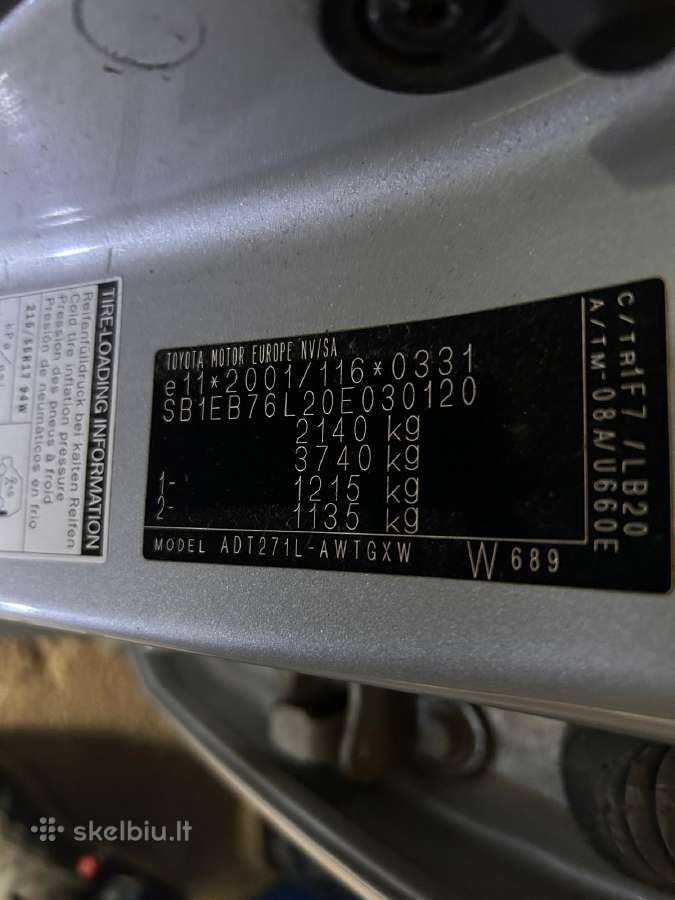 Toyota Avensis dalims