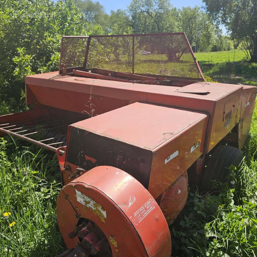 Massey Ferguson 124 Kitkinis Presas