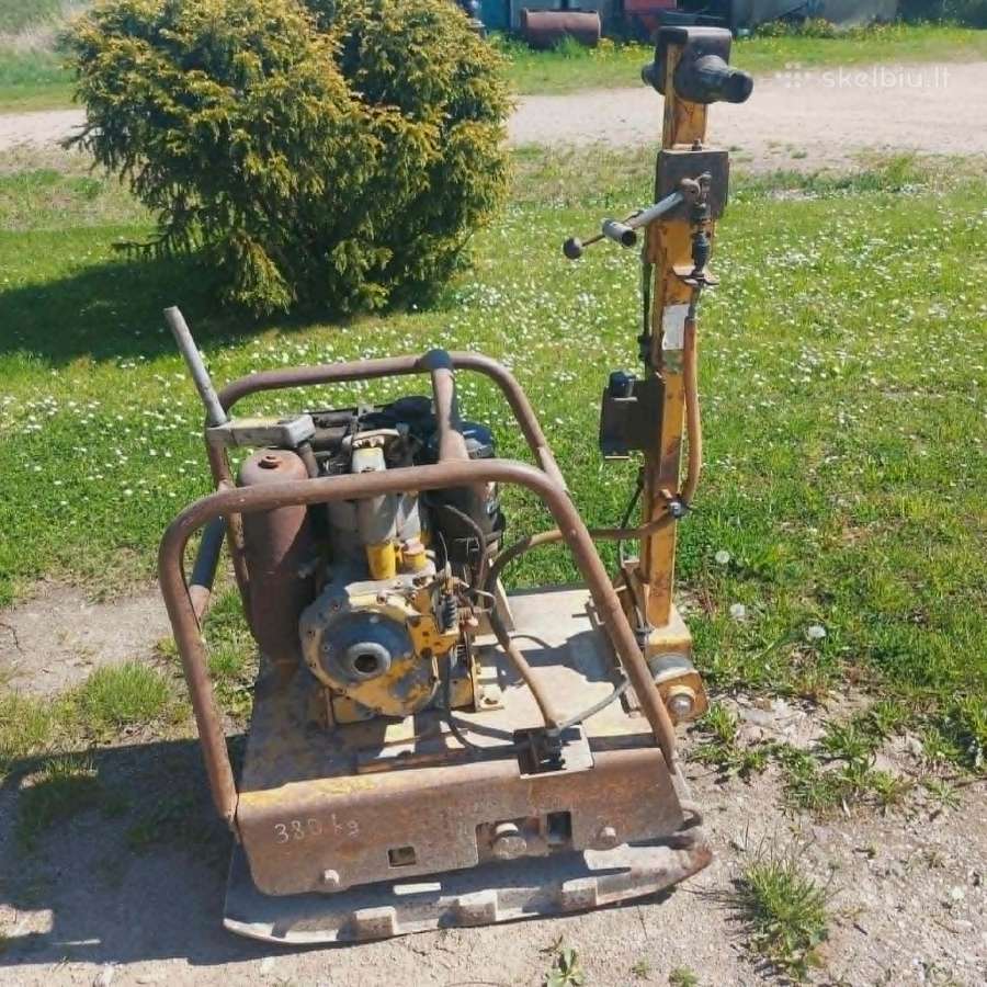 Parduodu vibro plokstę Weber -dyzelinis motoras