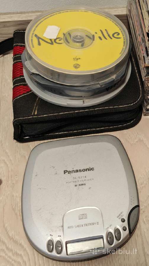 CD audio disku grotuvas +muzika