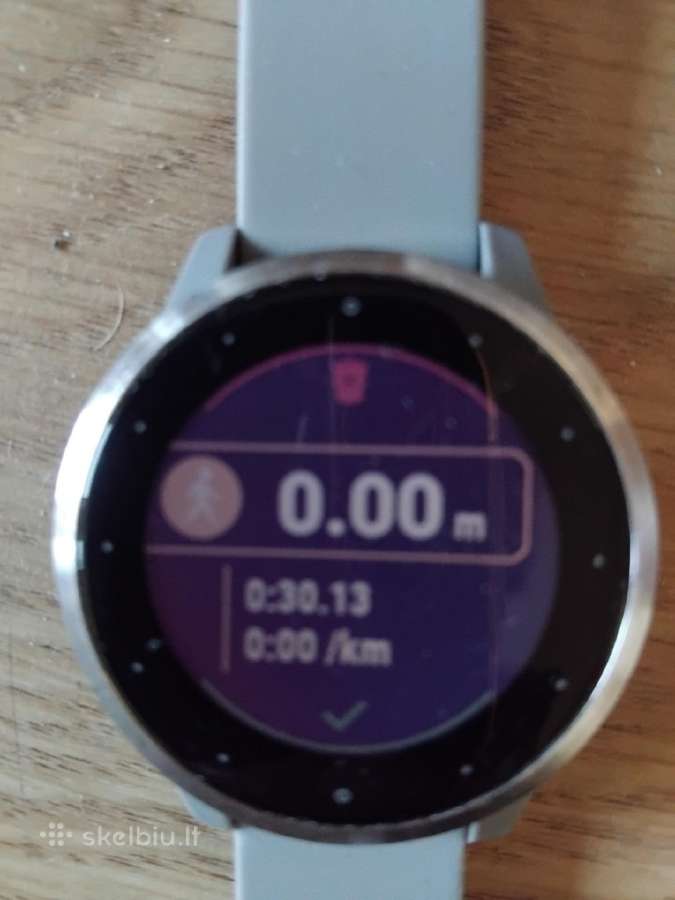 Išmanusis laikrodis Garmin Vivoactive 4S