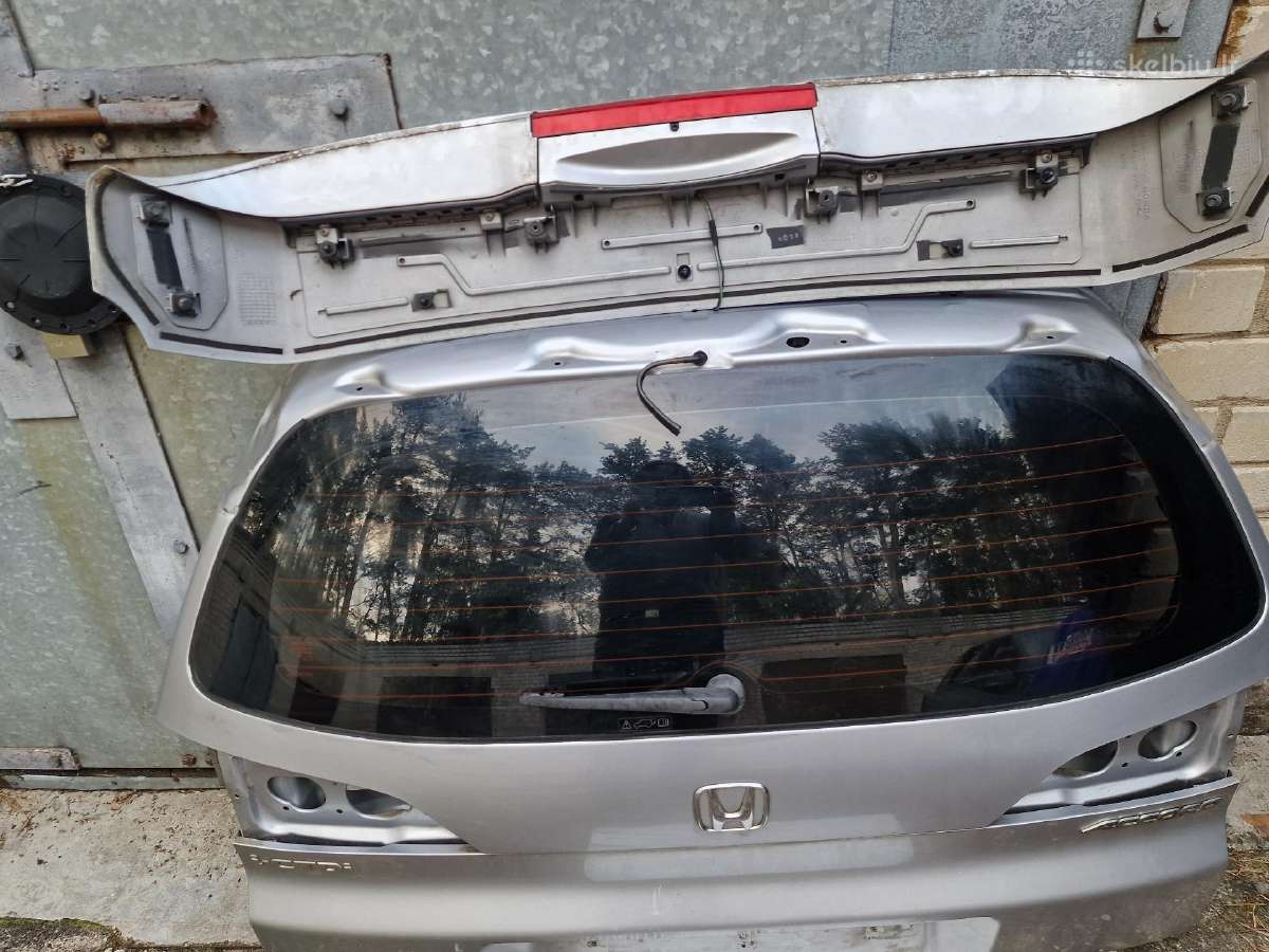 Honda Accord [universalas] bagažinės dangtis. - nuotraukos Nr. 3