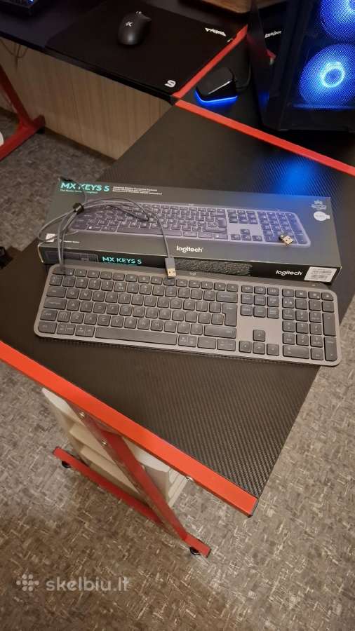 Logitech mx keys s