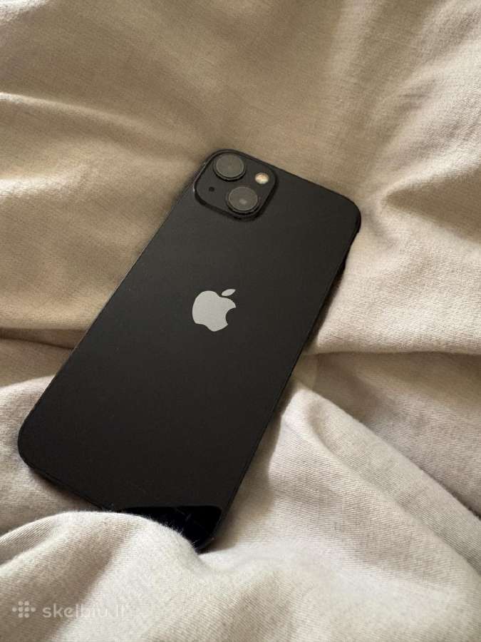 iPhone 13