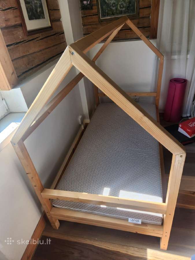 Lovyte namelis su ciuziniu 90x170m