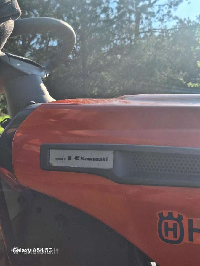 Husqvarna sodo traktoriukas su Kawasaki varikliu! - nuotraukos Nr. 6
