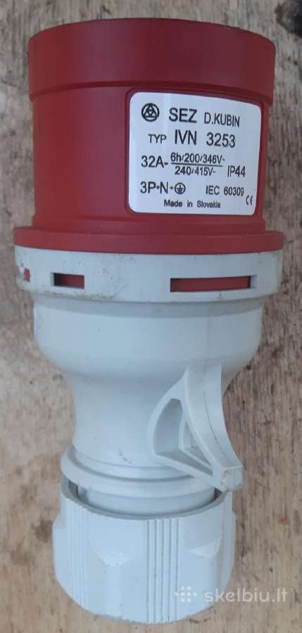 Trifazis kištukas 240-415v, 32a 5p Ip44 Ivn 3253