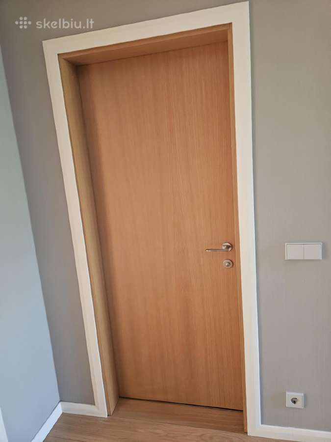 Parduodu natūralaus ąžuolo lukšto duris 9 vnt - nuotraukos Nr. 2