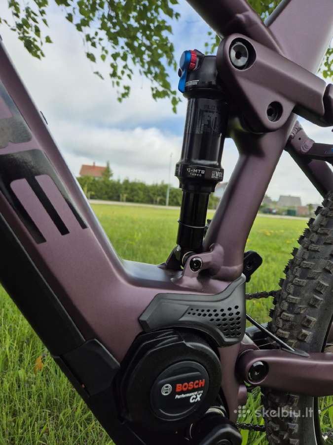 Cube Stereo Race 625 L dydžio hibridas 2022m. - nuotraukos Nr. 5