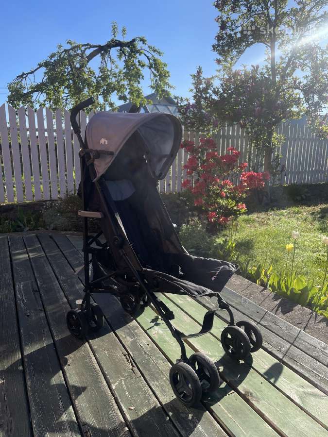 Vežimėlis - skėtukas Bebe Confort