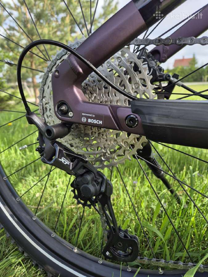 Cube Stereo Race 625 L dydžio hibridas 2022m. - nuotraukos Nr. 8
